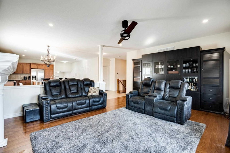 66 Magnificent Way, Hamilton, L0R 1C0 | Image 3