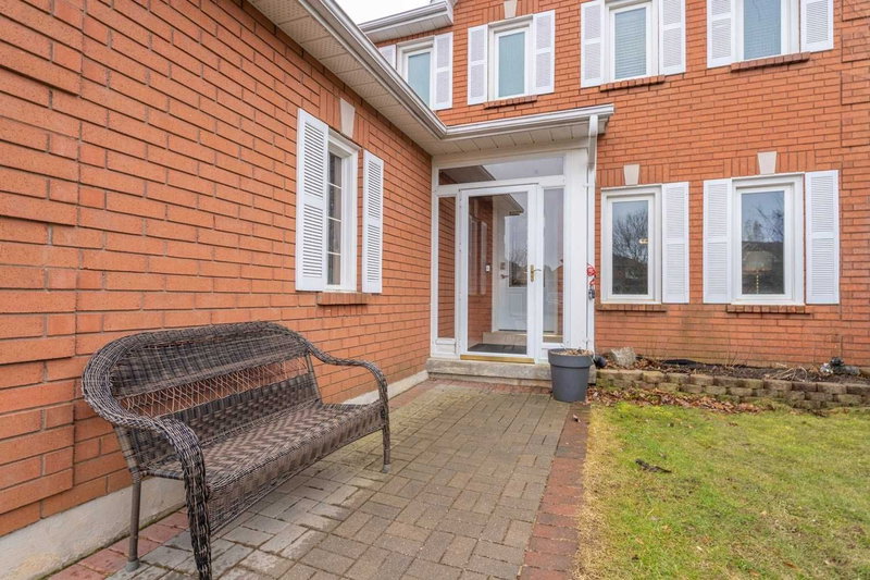 33 Meaghan St, Hamilton, L0R 2H5 | Image 3