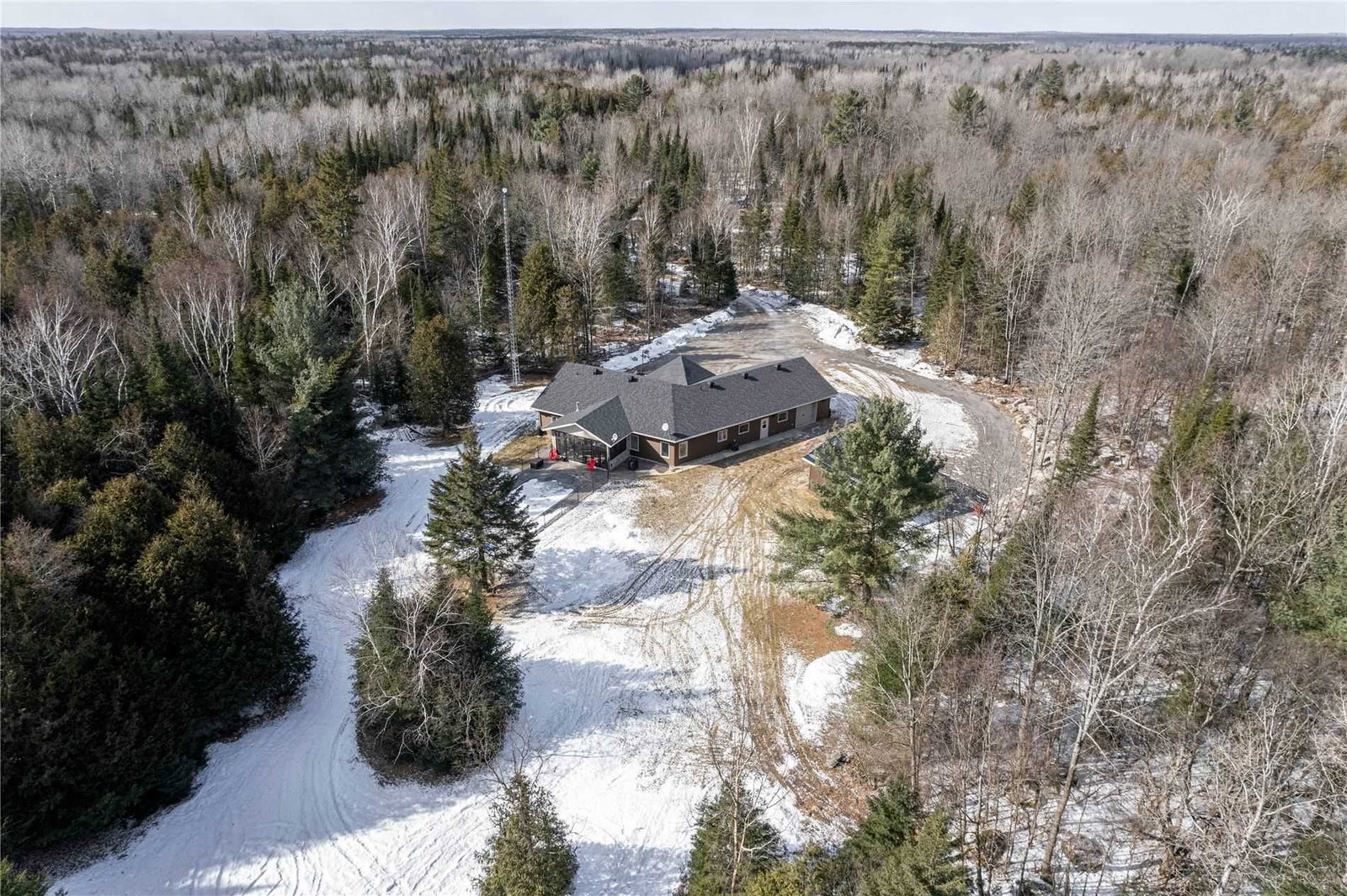 Detached House sold at 803 12th Line Dummer Road, Douro-Dummer, Ontario, K0L 2V0 - Rural Douro-Dummer - MLS: X5557766