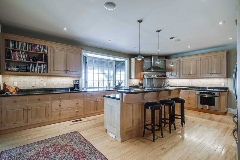 290 Bland Line, Cavan Monaghan, L0A 1C0 | Image 3