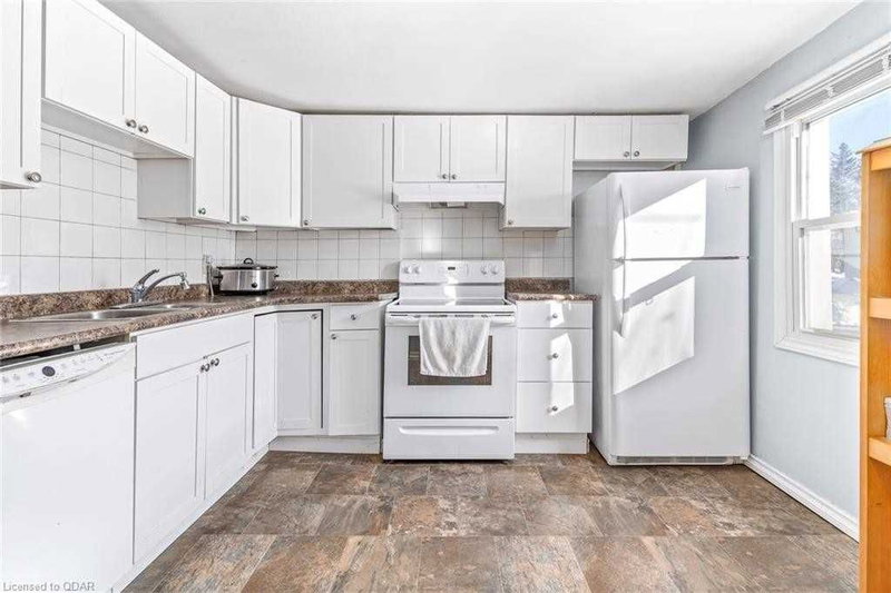 409 Bleecker Ave, Belleville, K8N 3V9 | Image 3