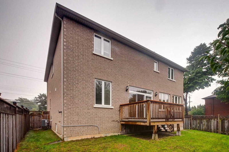 678 Garth St, Hamilton, L9C4K2 | Image 3