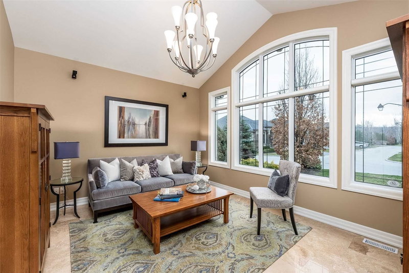 3 - 61 Lake St, Grimsby, L3M2G6 | Image 3