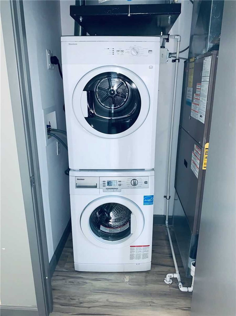 1712 - 258A Sunview St, Waterloo, N2L 0H6 | Image 2