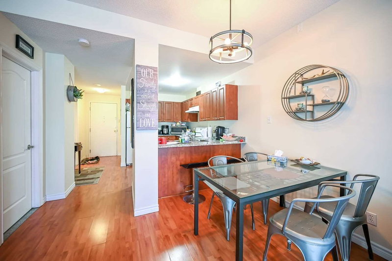 605 - 135 James St S, Hamilton, L8P2Z6 | Image 3