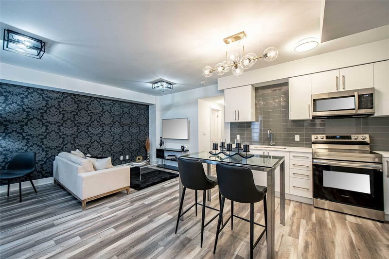 103 - 6065 Mcleod Rd, Niagara Falls, L2G 0Z7 | Image 3