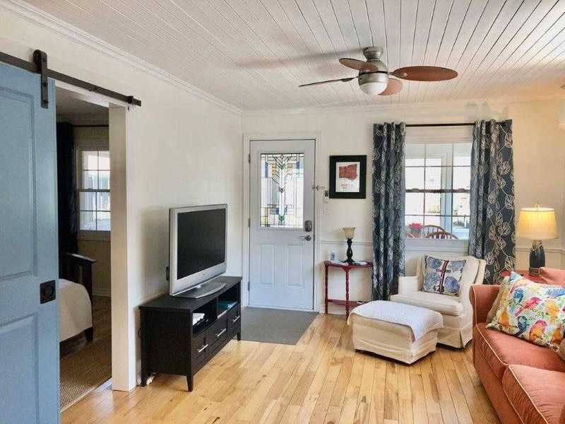 349 Elmwood Ave, Fort Erie, L0S 1B0 | Image 3