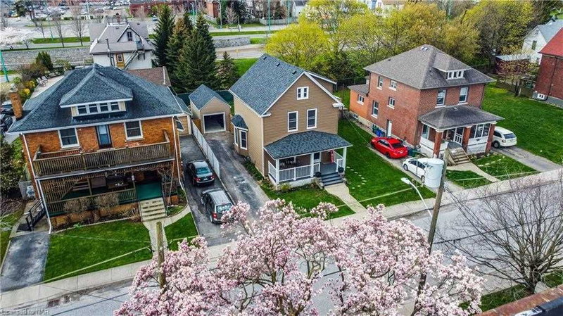 4878 Stamford St, Niagara Falls, L2E 1M1 | Image 2