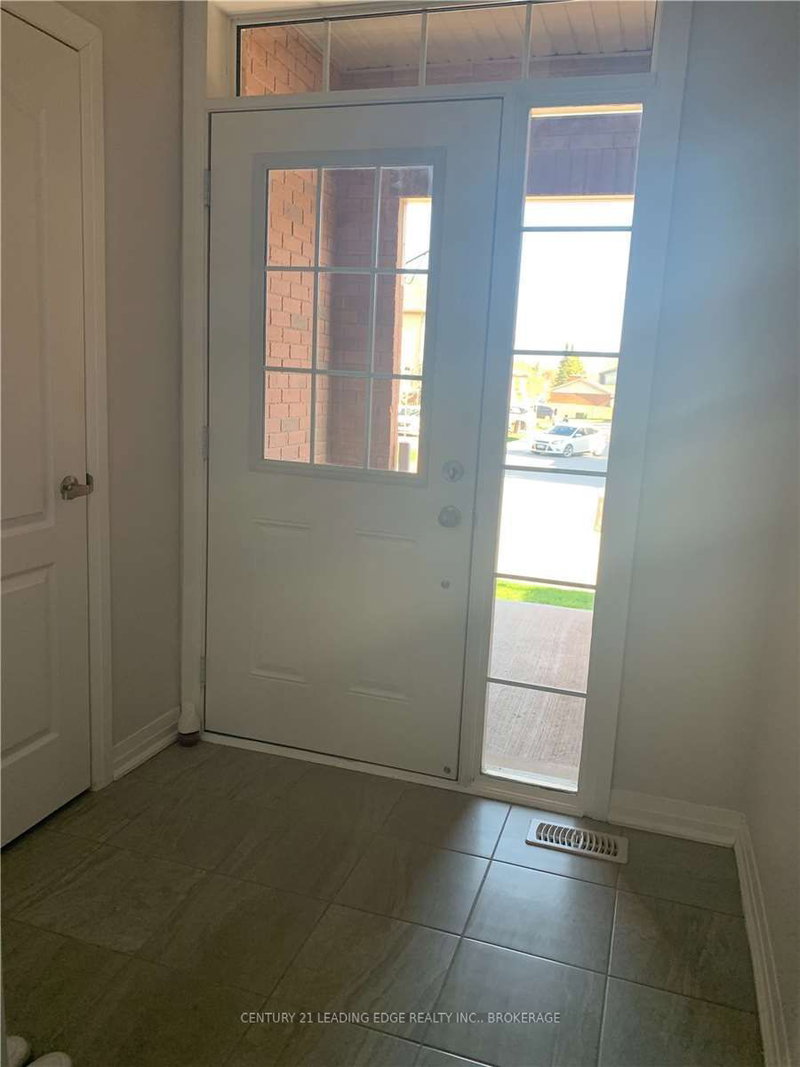 6 Landsborough St, East Luther Grand Valley, L9W 7R1 | Image 2