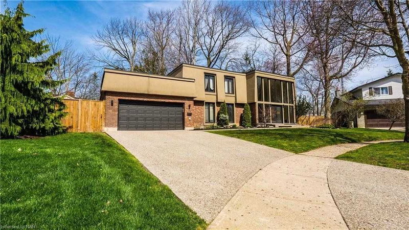 2459 Noella Cres, Niagara Falls, L2J 3H7 | Image 2