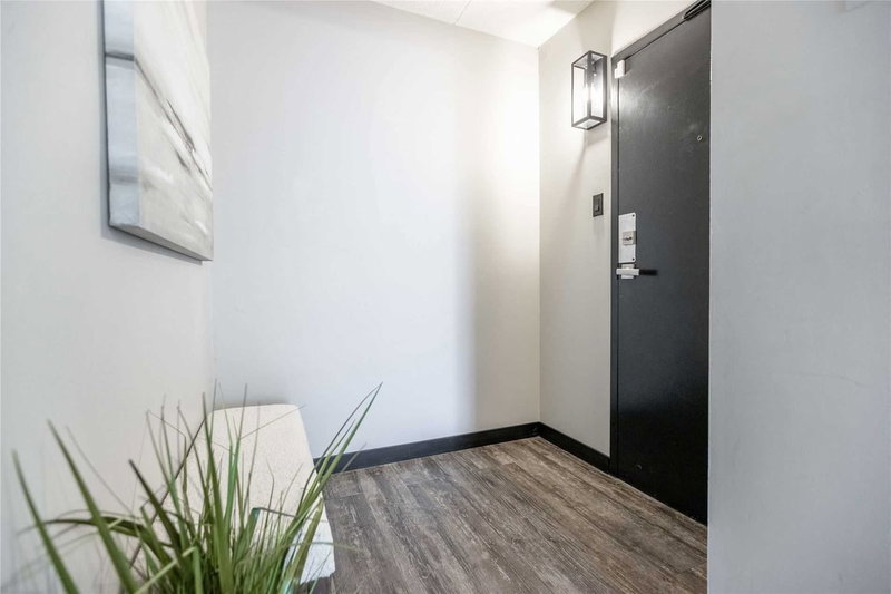 110 - 71 Vanier Dr, Kitchener, N2C 1J4 | Image 2