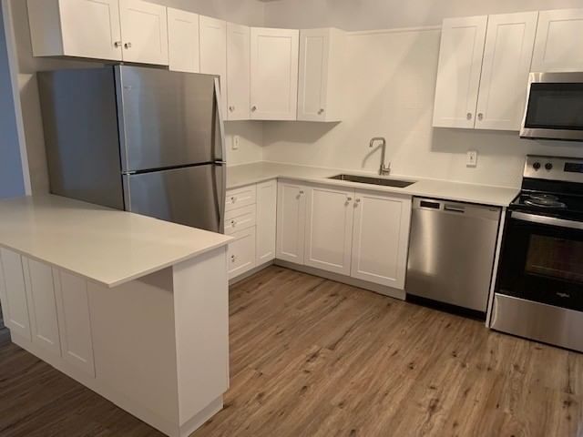 4 - 109 Westmount Rd N, Waterloo, N2L 5G5 | Image 2