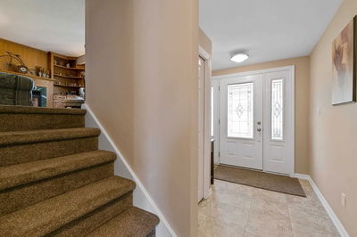 16 Nicklin Cres, Guelph - Waverley image-0-1