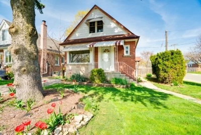 Detached House leased at 2 East 41st Street, Hamilton, Ontario, L8T2Z2 - Sunninghill - MLS: X5617358