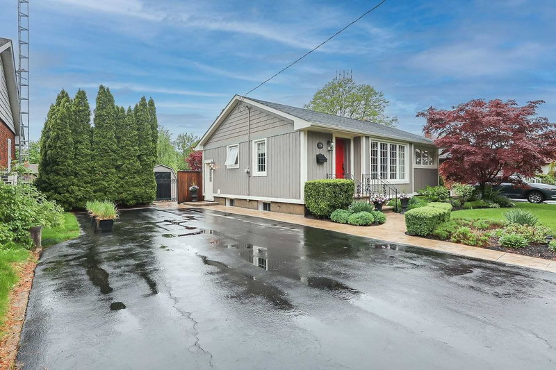 38 Albany Dr, St. Catharines, L2N3T5 | Image 3