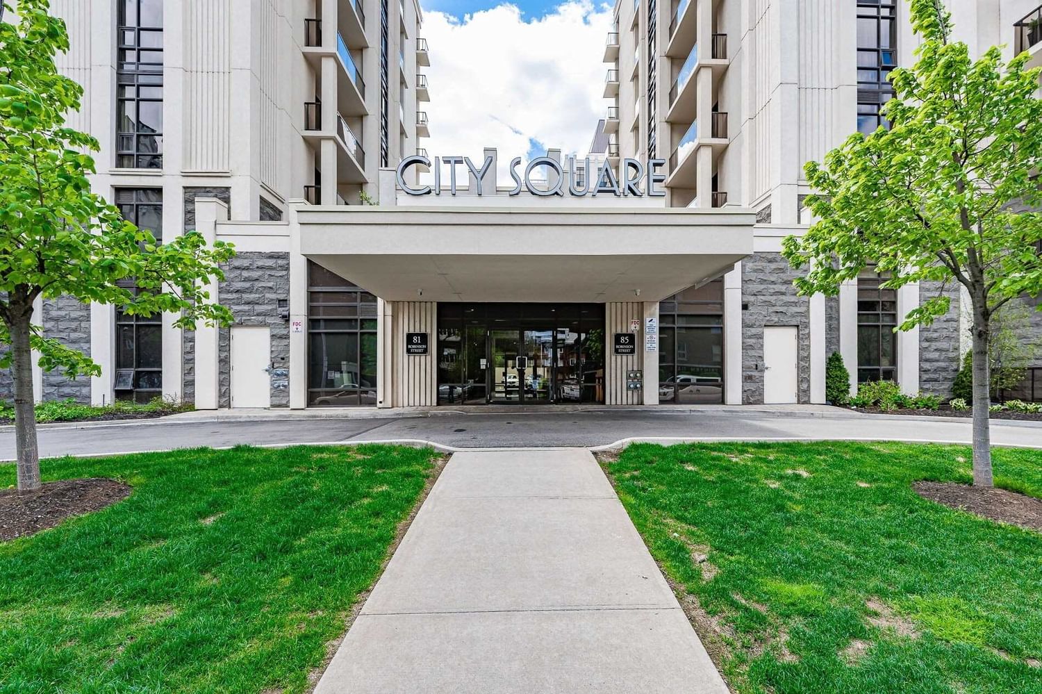 Condo sold at 708-85 Robinson Street, Hamilton, Durand, L8P 3G1 - MLS: X5623957