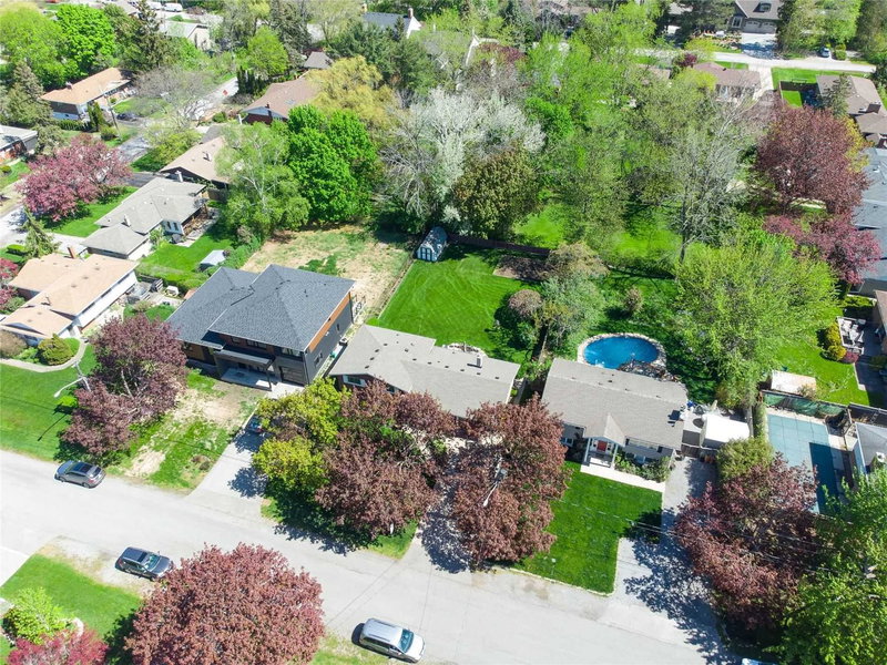 305 Centre St, Niagara-on-the-Lake, L0S 1J0 | Image 3