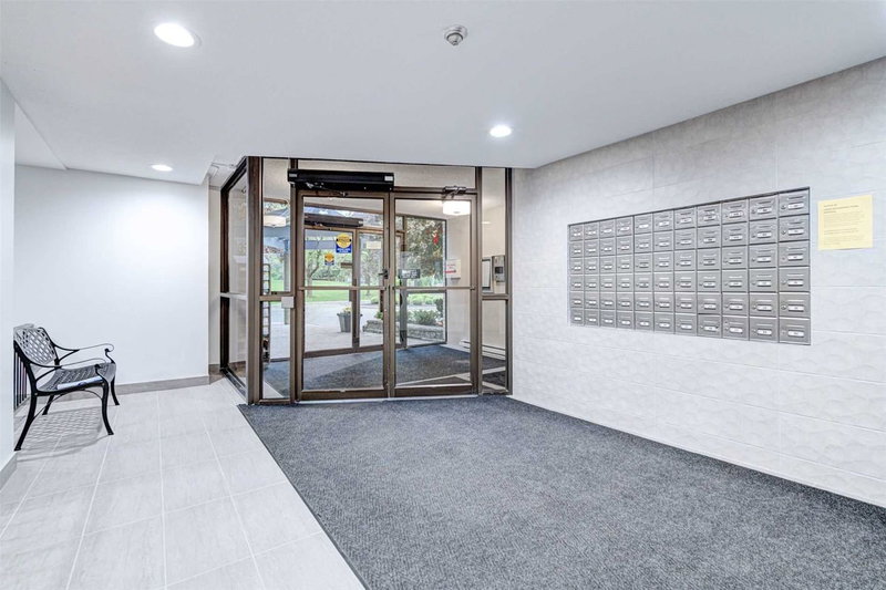 206 - 93 Westwood Rd, Guelph, N1H7J7 | Image 3