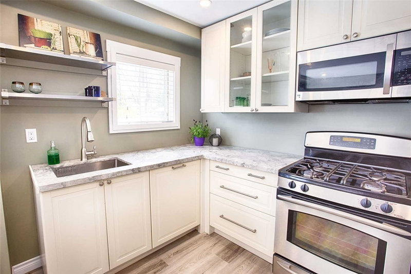 32 Edmund St, St. Catharines, L2R 2G2 | Image 3