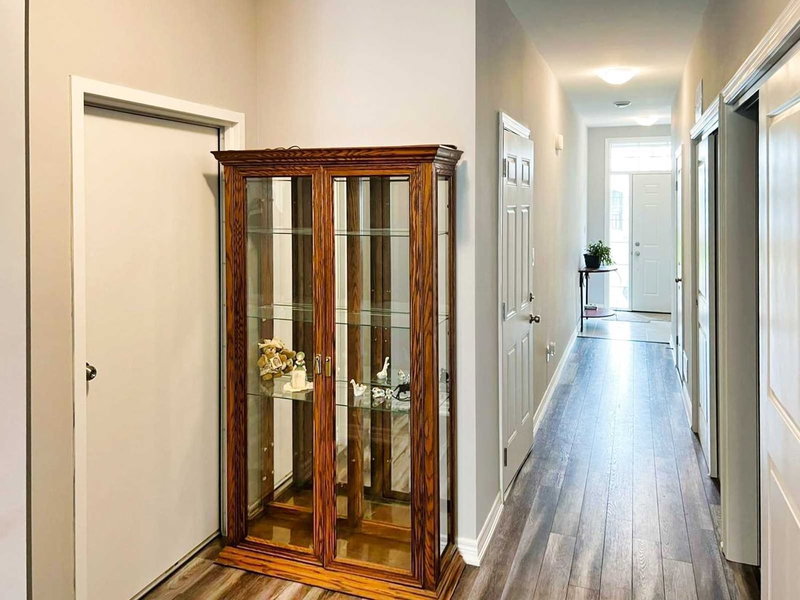 81 Grove St, Welland, L3B4B3 | Image 3