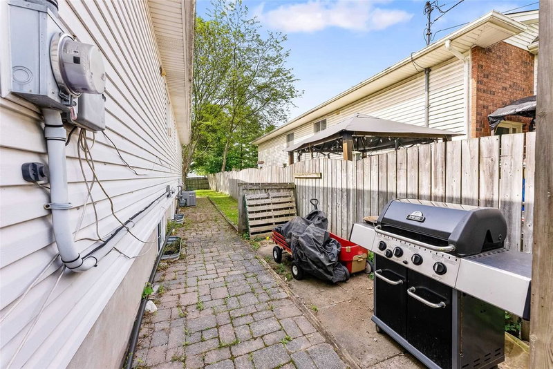 15 Margaret St, Thorold, L0S 1K0 | Image 3