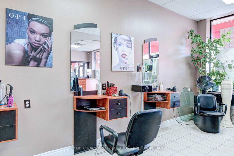 1070 Stone Church Rd E, Hamilton, L8W 3K8 | Image 3