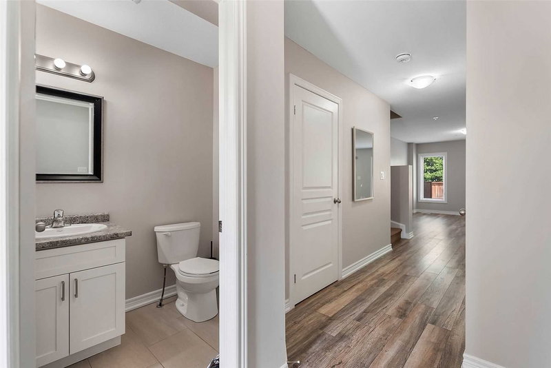 7 - 60 Canterbury Dr, St. Catharines, L2P 0E7 | Image 2