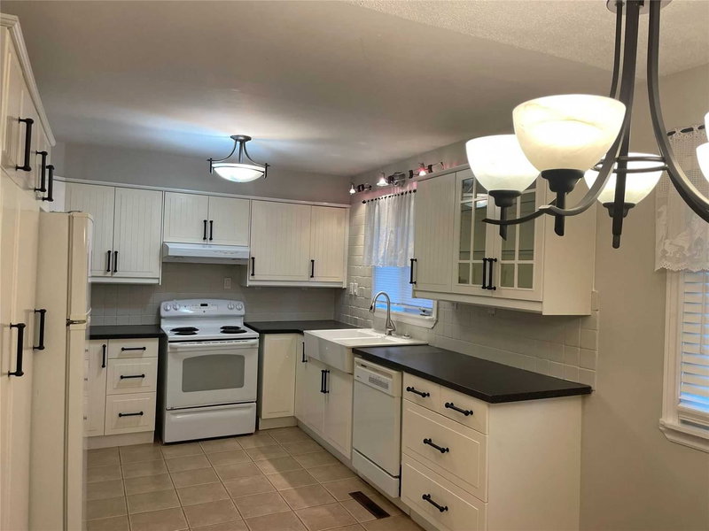 3 Starrview Cres, Mono, L9W3A8 | Image 3