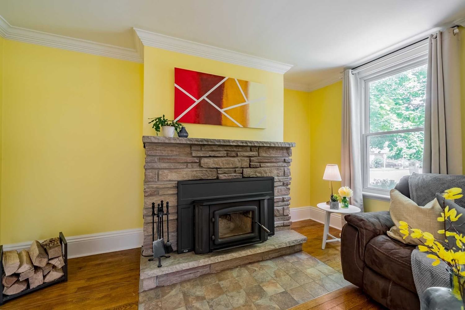 Listing Image 7