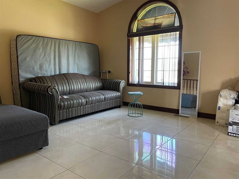 Room2