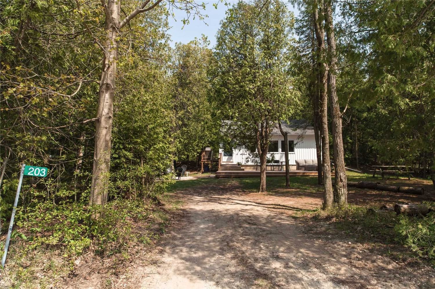 Listing Image 3