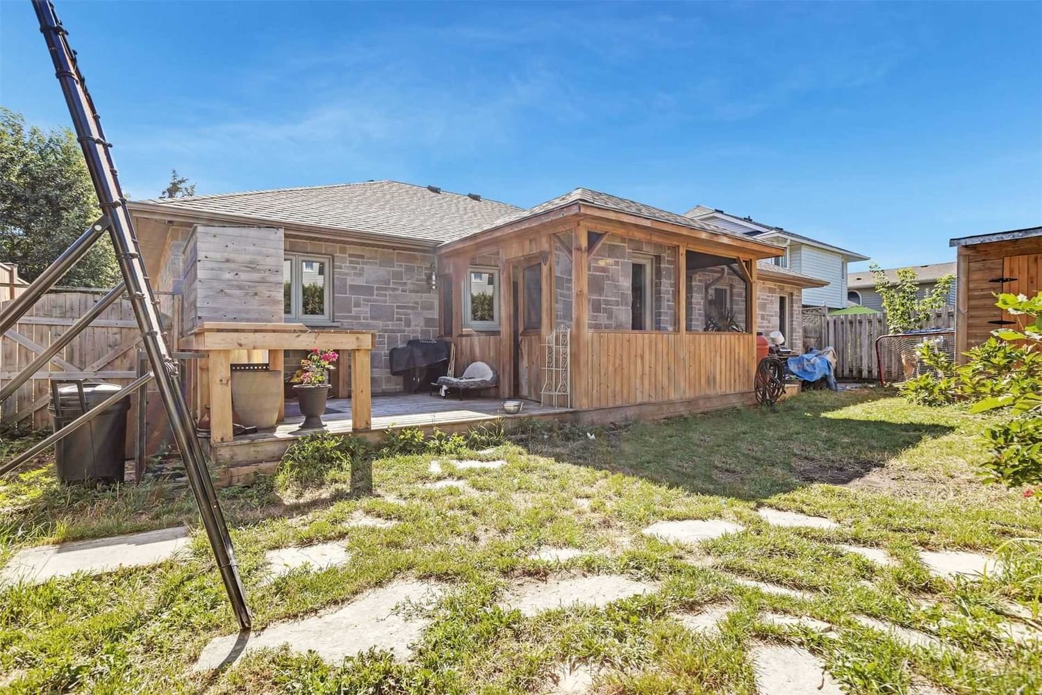 Listing Image 22