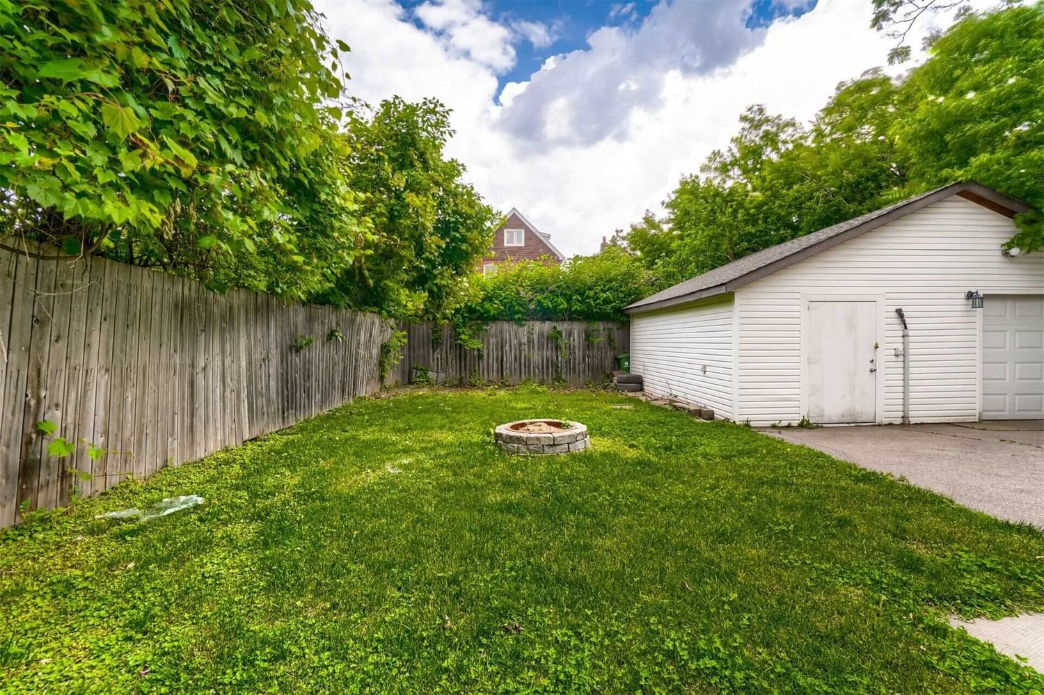 Listing Image 29