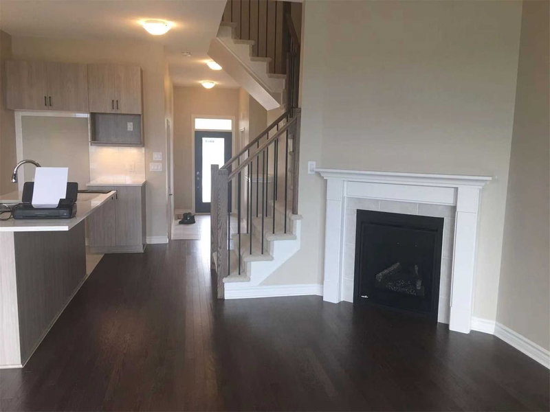 1103 Barrow Ave, Kingston, K7M 0G5 | Image 2