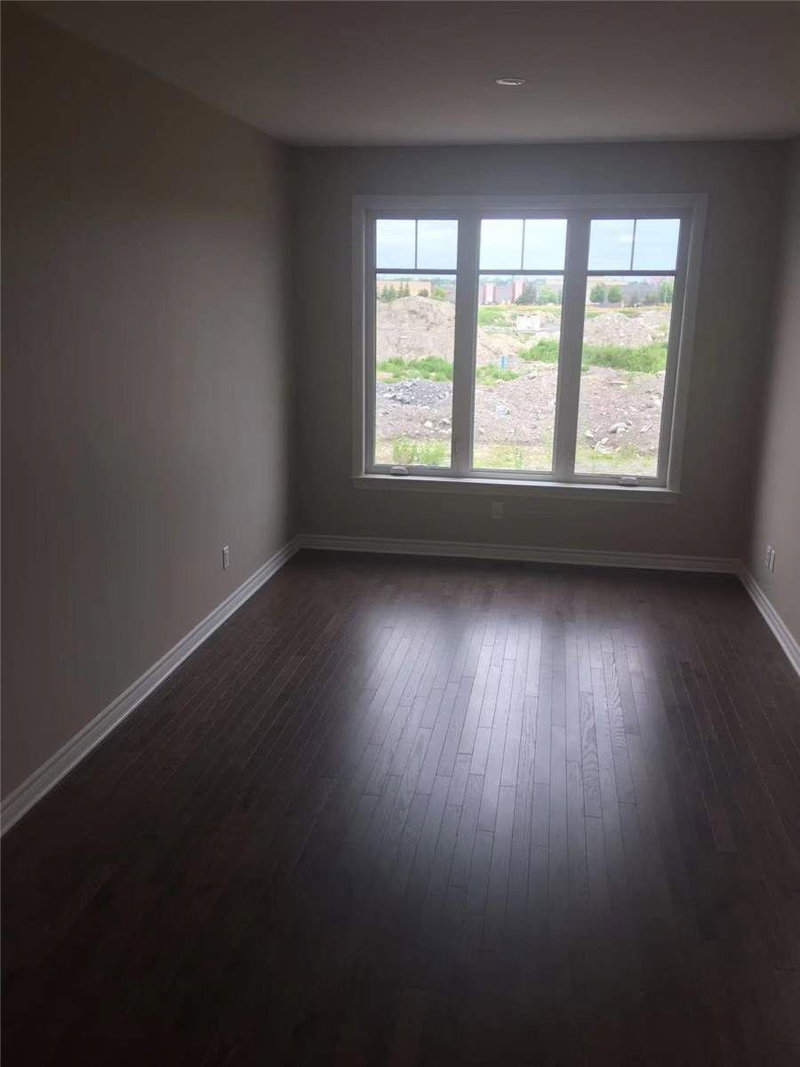 1103 Barrow Ave, Kingston, K7M 0G5 | Image 3