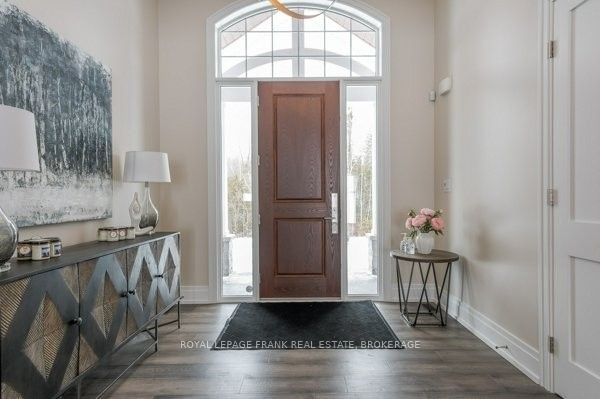 11 Nipigon St, Kawartha Lakes, K0M 1N0 | Image 2