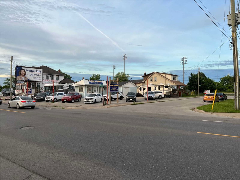 394 Merritt St, St. Catharines, L2P 1P4 | Image 2