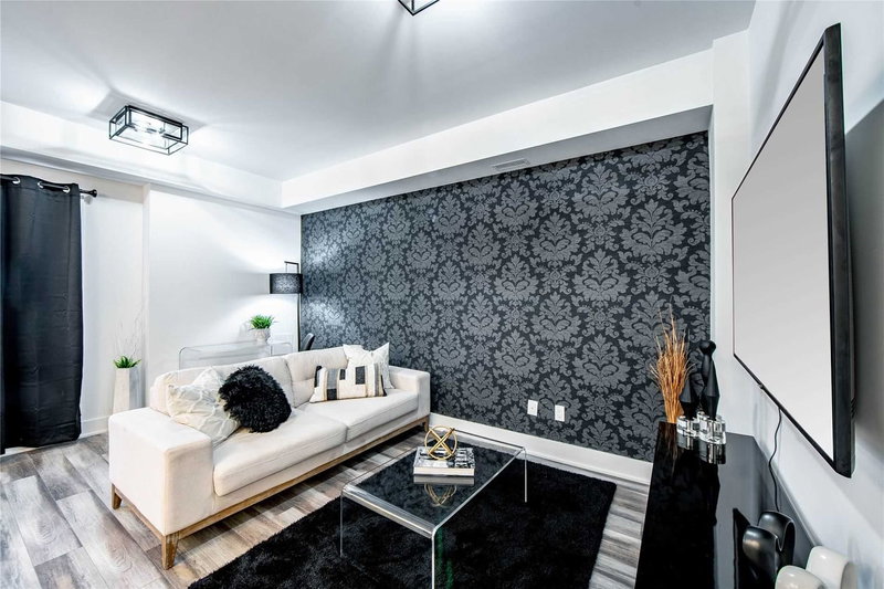 103 - 6065 Mcleod Rd, Niagara Falls, L2G3E6 | Image 3