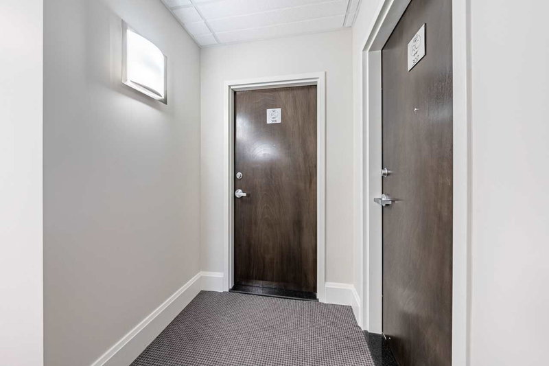 Room2