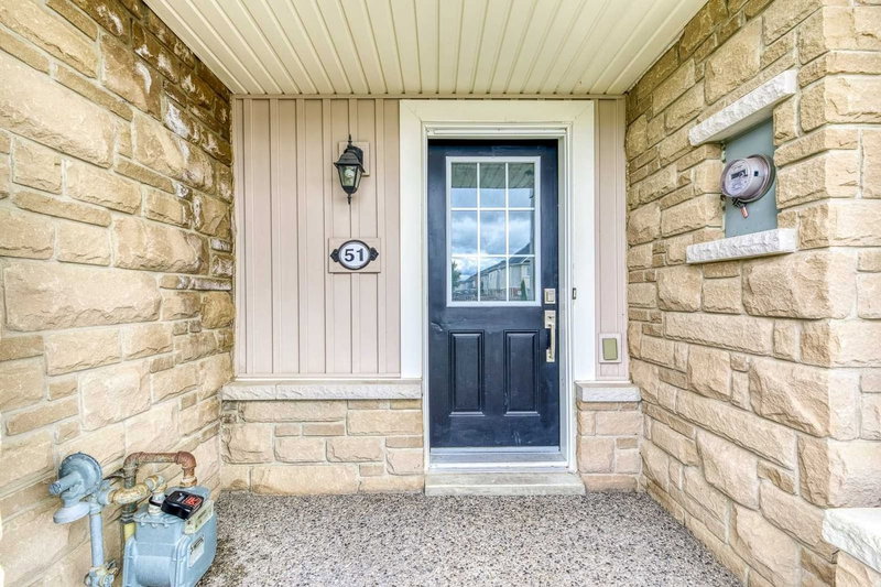 51 Bradley Ave, Hamilton, L0R 1C0 | Image 3