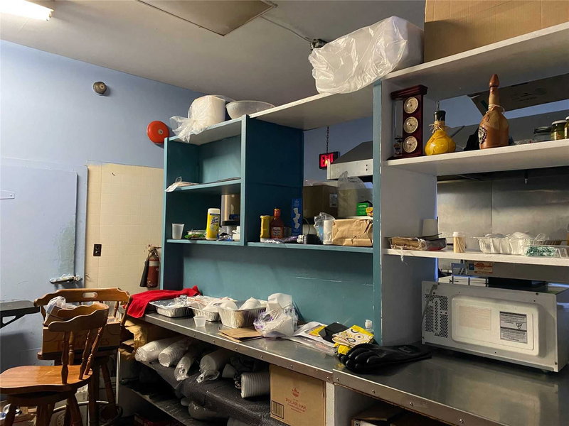 348 Ontario St, Sarnia, N7T 1L9 | Image 3