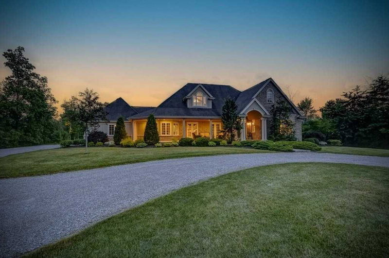 5045 Michener Rd, Fort Erie, L0S 1R0 | Image 2