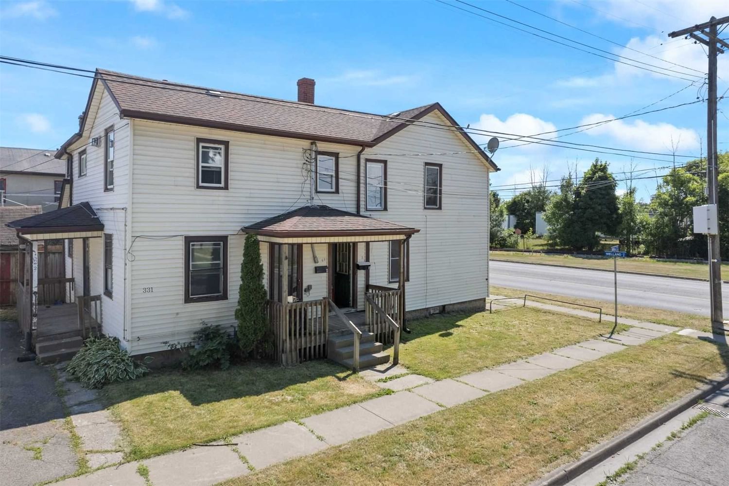 Listing photo 2