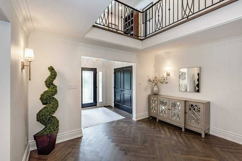 76 Adriatic Blvd, Hamilton, L8G 5C6 | Image 3