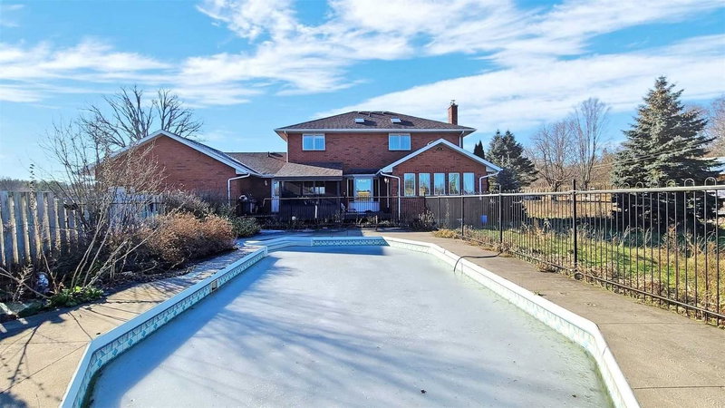 571 Hickory Beach Rd, Kawartha Lakes, K0M 1N0 | Image 3