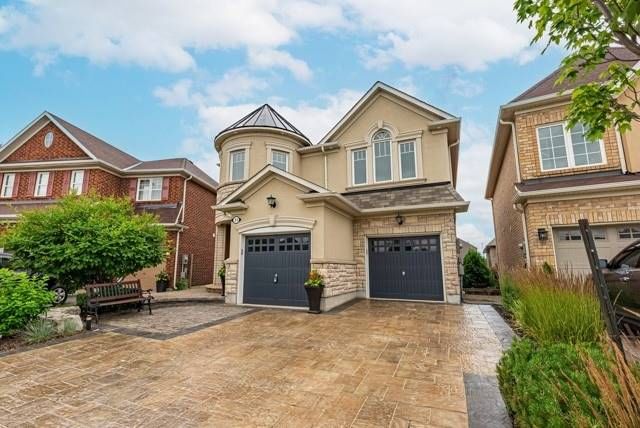 31 Peer Crt, Hamilton, L9K 0C5 | Image 2