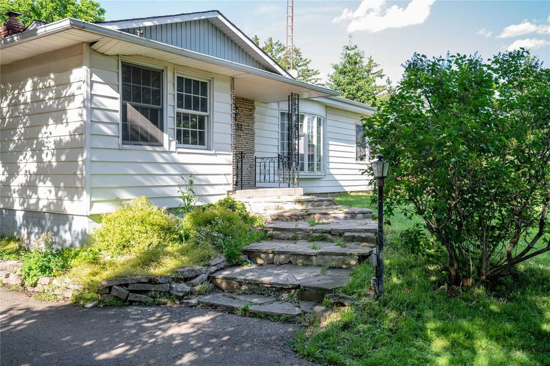 Upper - 251 King St E, Hamilton, L8G 1L9 | Image 2