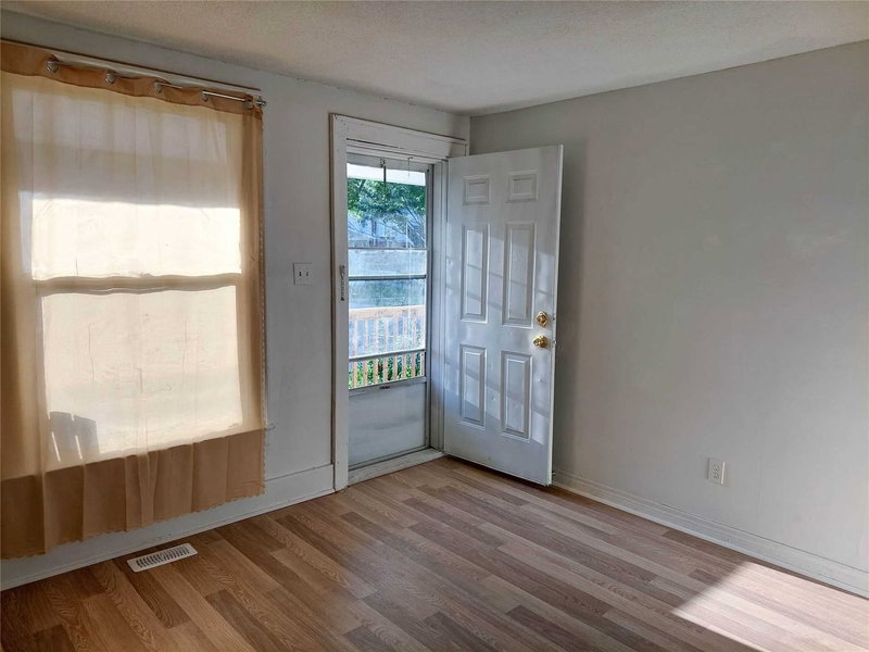 Room1