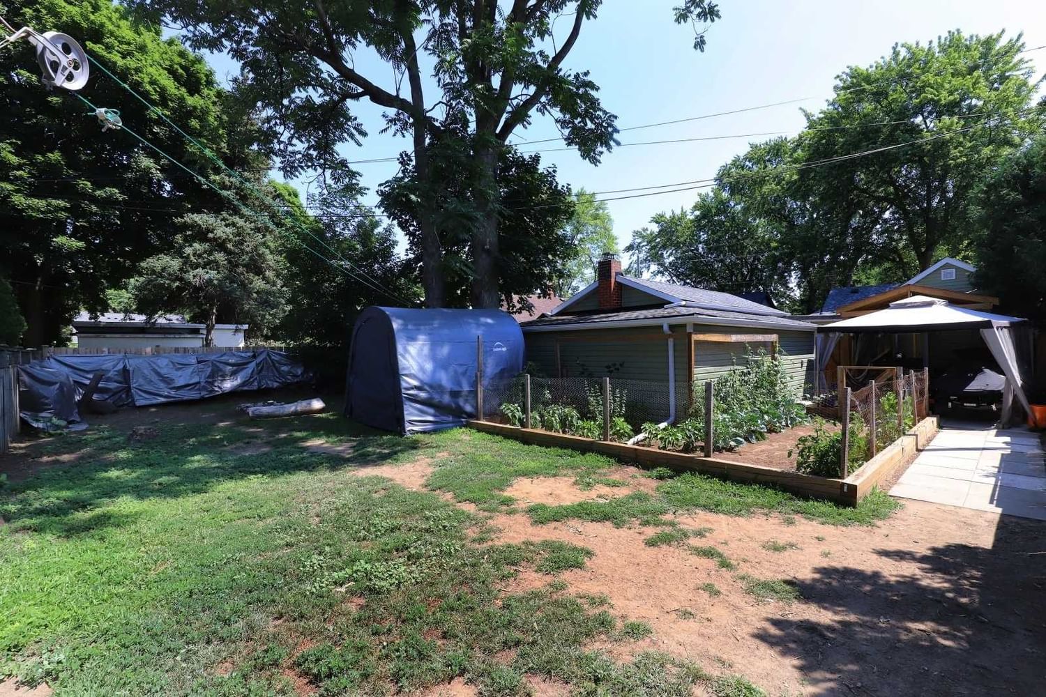 Listing Image 7