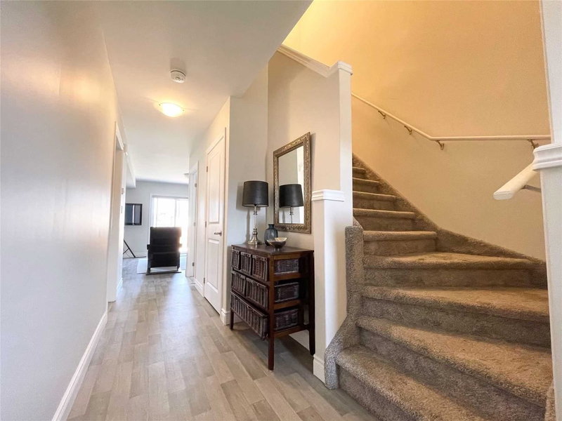 10 Cobblestone St, Belleville, K8P0E3 | Image 2